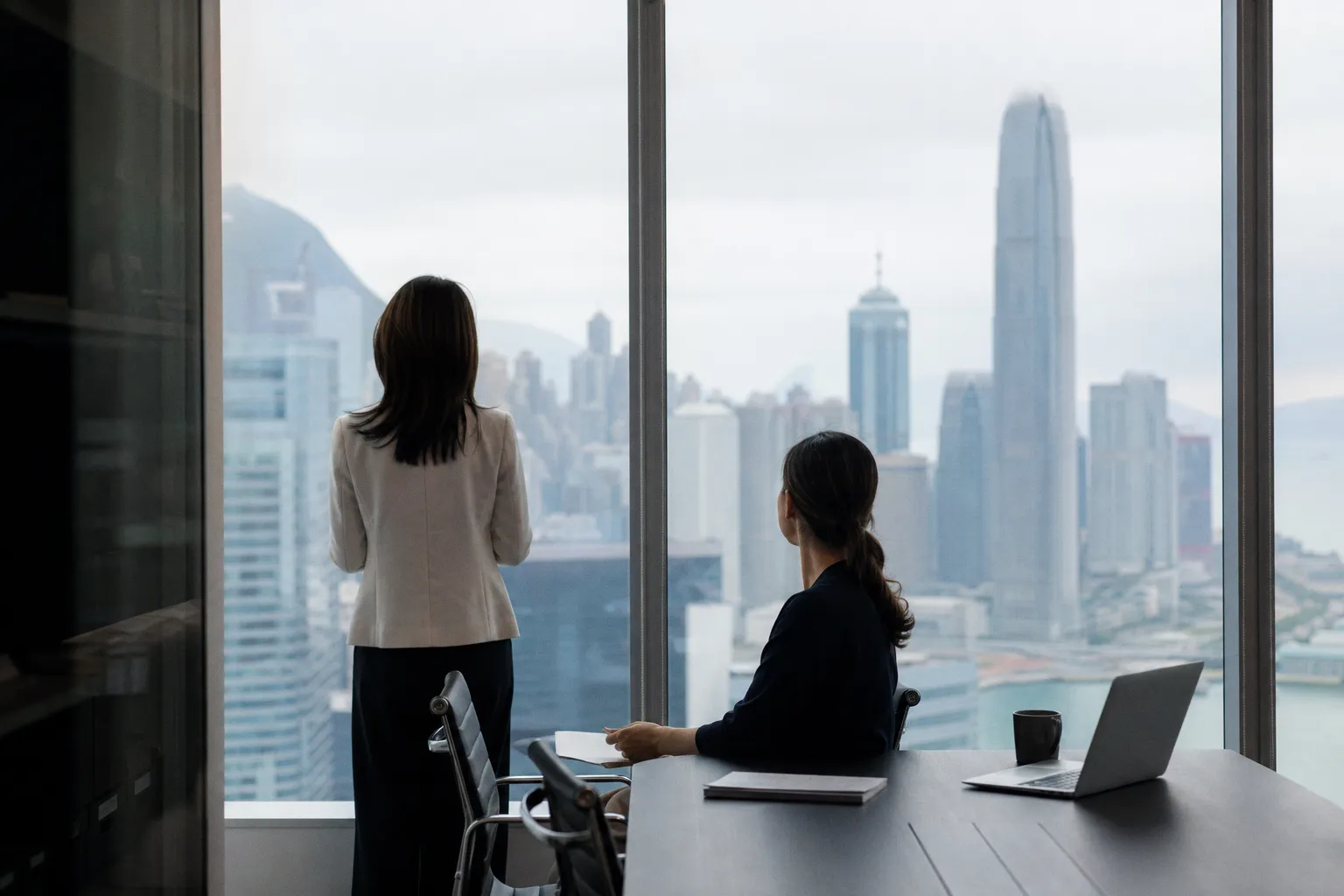Global Equity Trends: Why International Stocks Are Leading